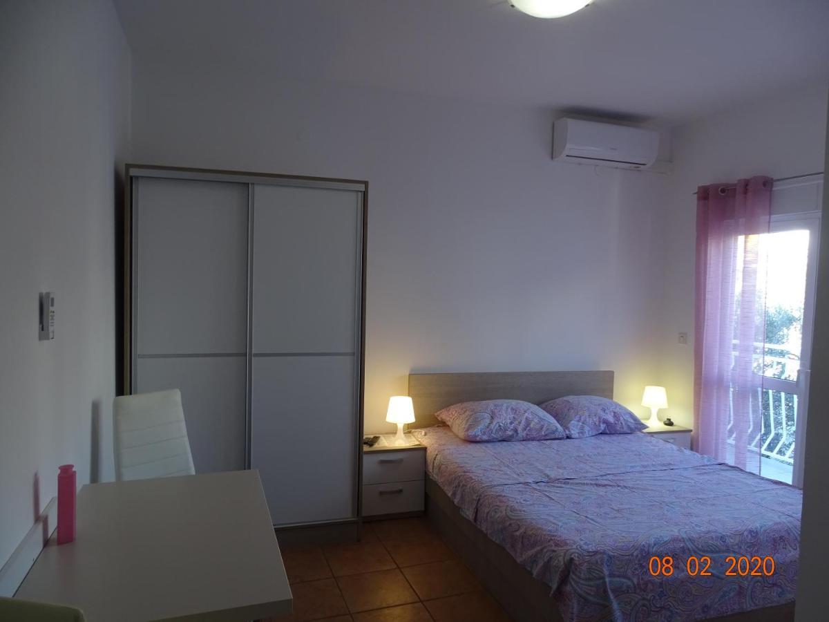Apartments Antea & Magdalena Pirovac Exterior photo