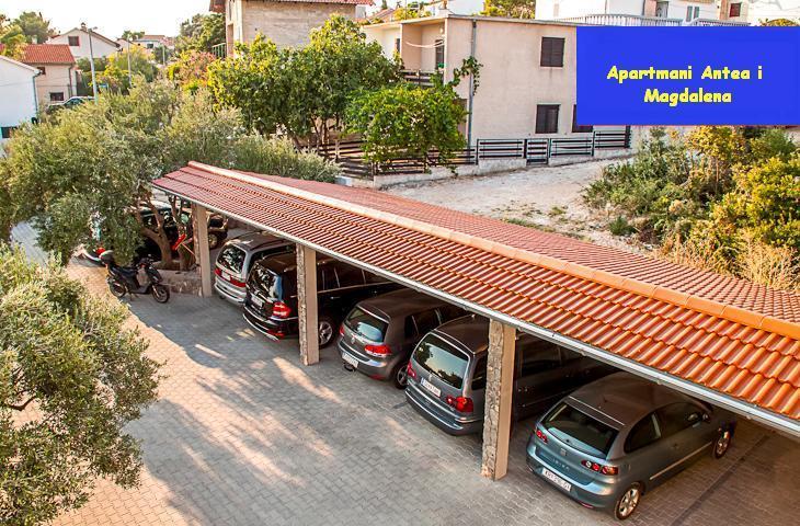 Apartments Antea & Magdalena Pirovac Exterior photo